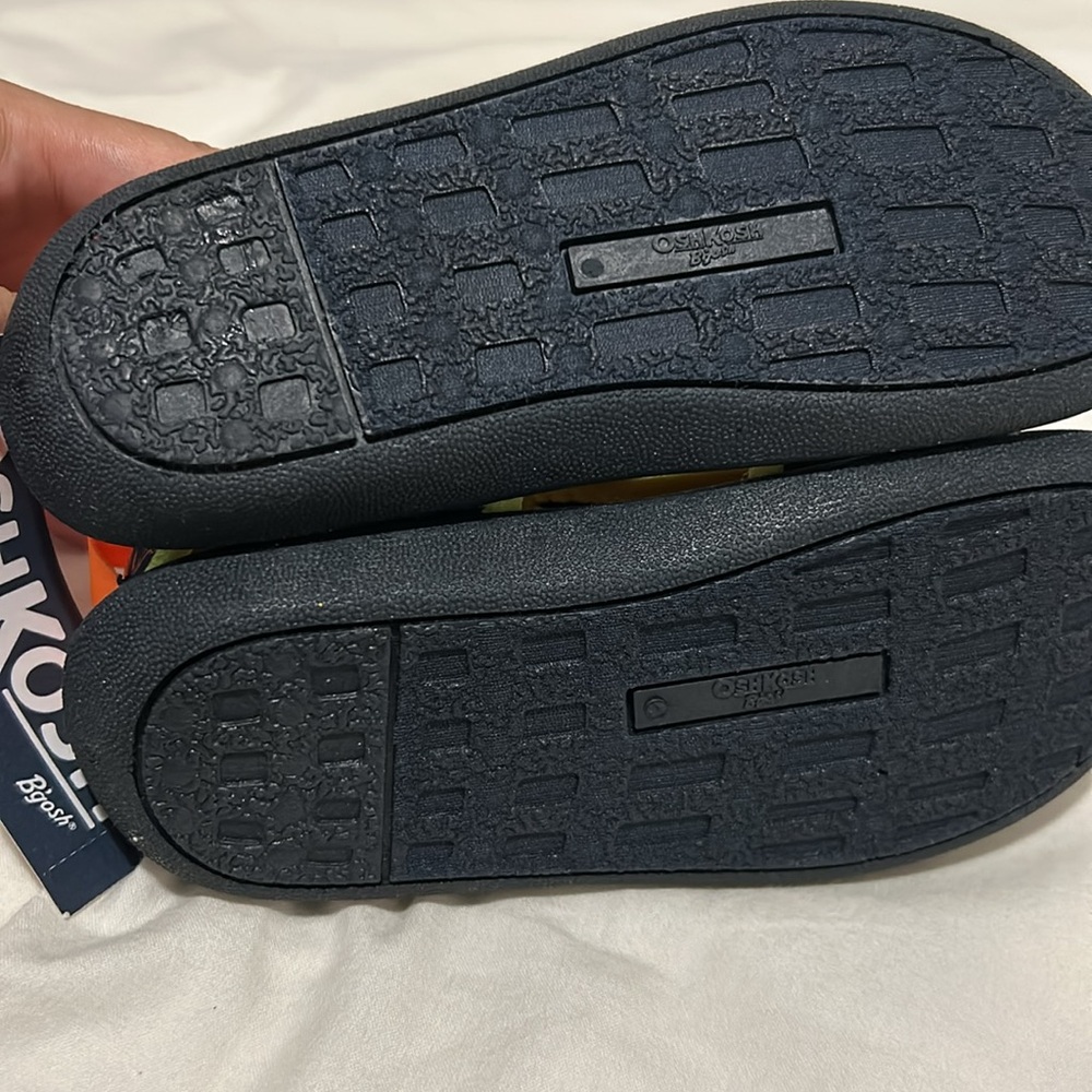 Osh kosh sandals for kids - Picture 3 of 3